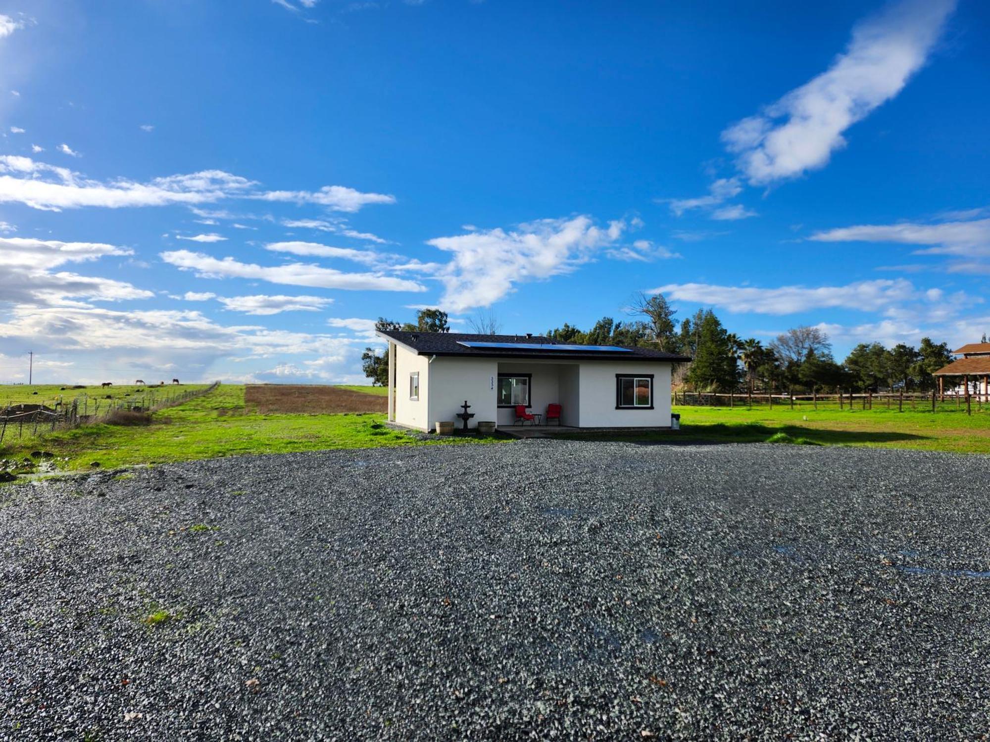 Private Home On Farm Линкольн Экстерьер фото